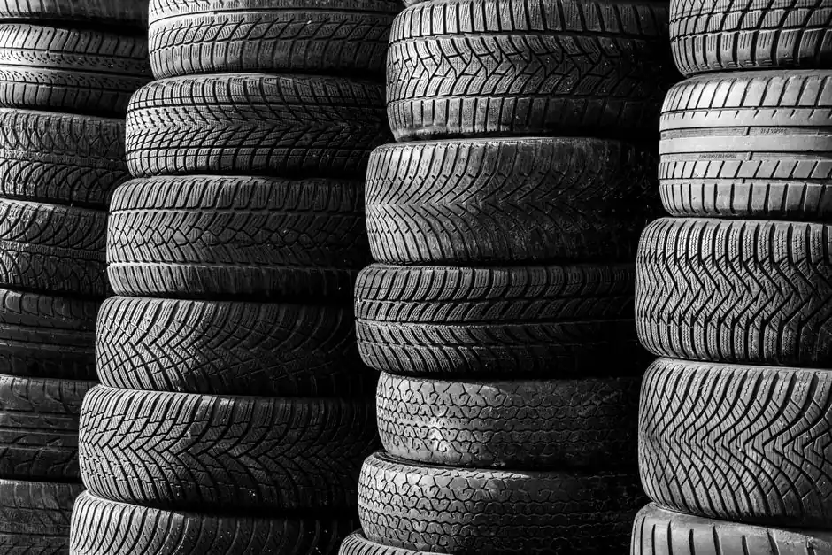 motorcycle tire tread patterns